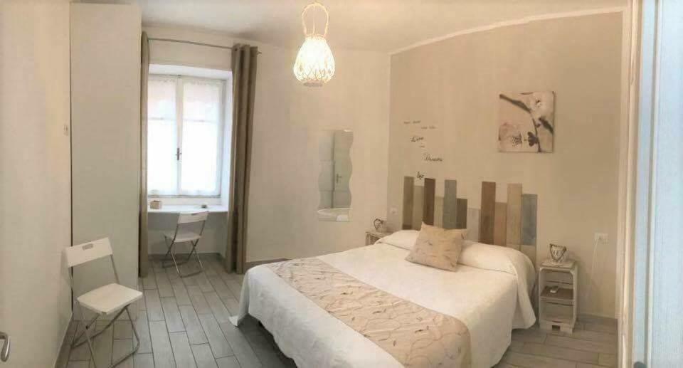 Bed and Breakfast Il Frangipane à Formia Extérieur photo